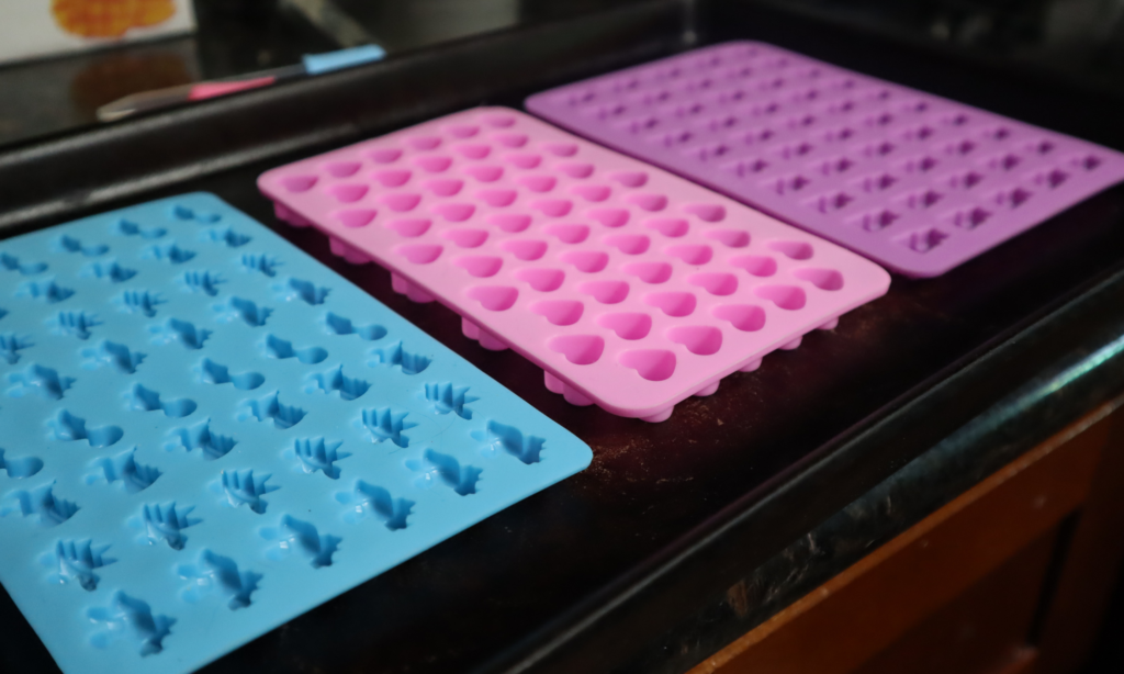 Elderberry Gummy Recipe with silicone molds